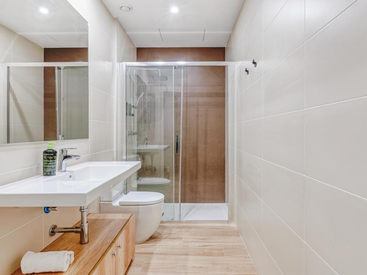 Limehome Barcelona Carrer De Besalu 90 - Estancia Temporal Ngoại thất bức ảnh