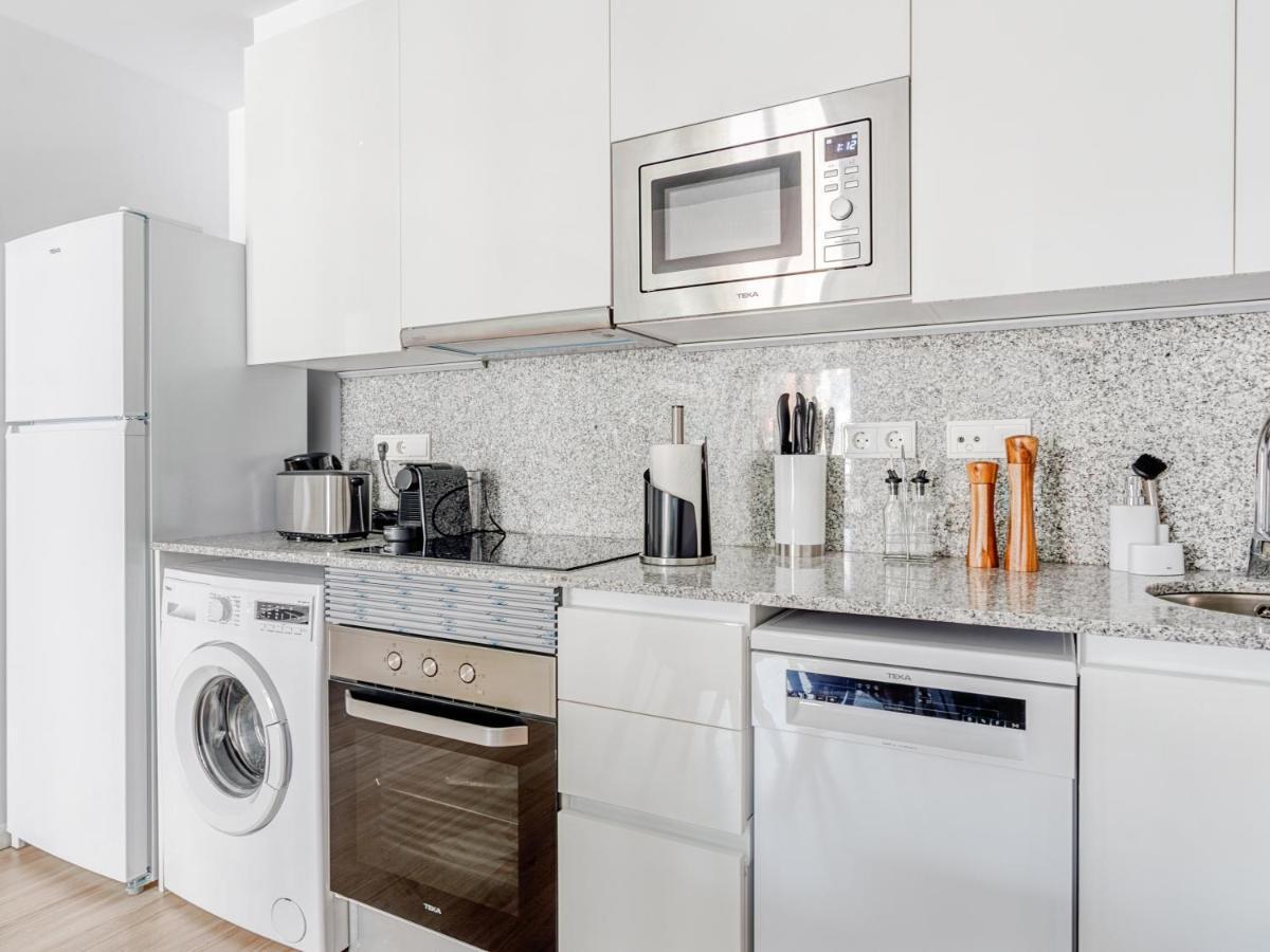 Limehome Barcelona Carrer De Besalu 90 - Estancia Temporal Ngoại thất bức ảnh