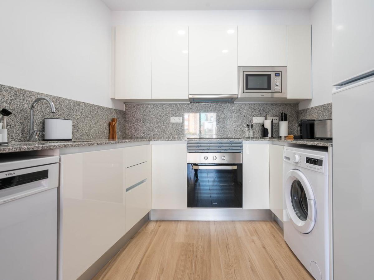 Limehome Barcelona Carrer De Besalu 90 - Estancia Temporal Ngoại thất bức ảnh