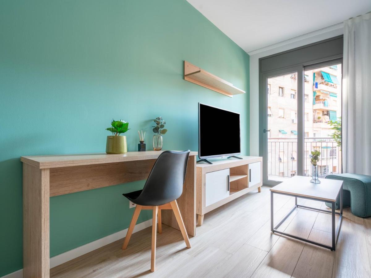 Limehome Barcelona Carrer De Besalu 90 - Estancia Temporal Ngoại thất bức ảnh